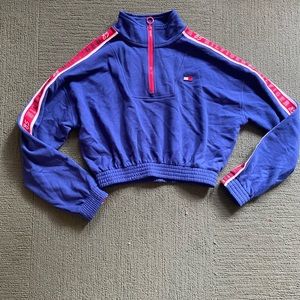Tommy Hilfiger half zip up